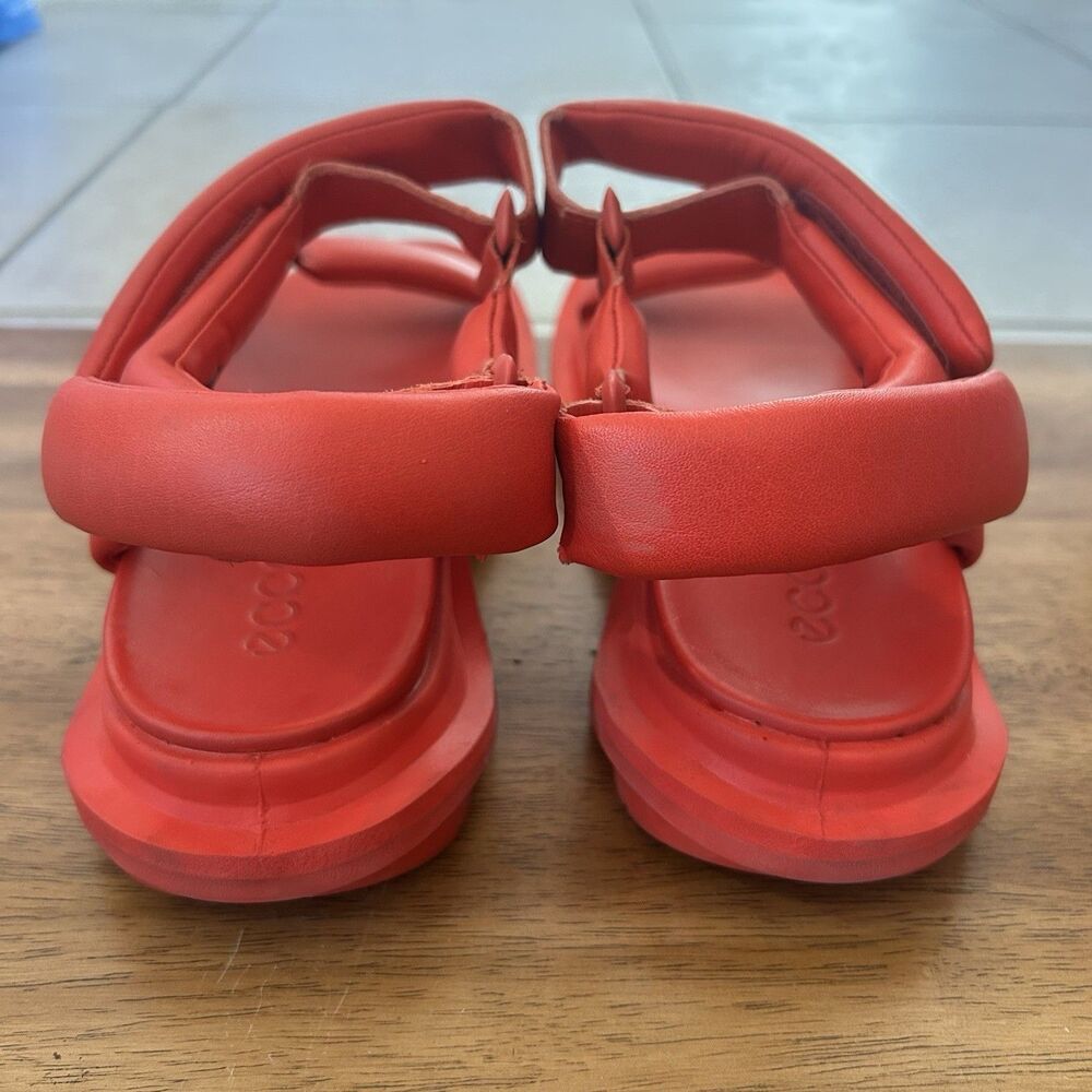 ECCO Women's Offroad Puffy Leather Cushioned Walking Sandals Red 9-9.5 US / 40EU - Picture 5 of 8